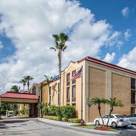 Comfort Inn & Suites Lantana - West Palm Beach South Eksteriør billede