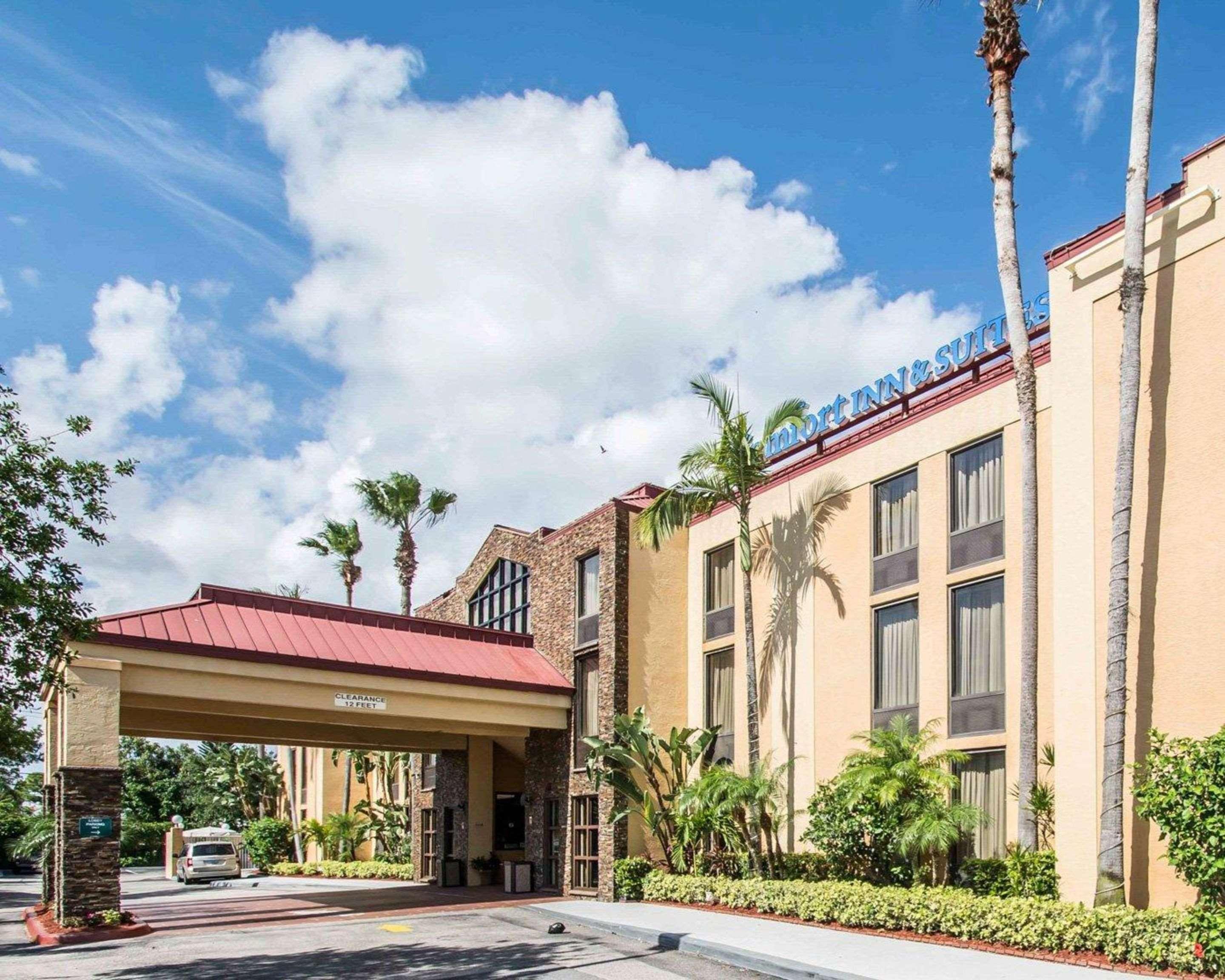 Comfort Inn & Suites Lantana - West Palm Beach South Eksteriør billede